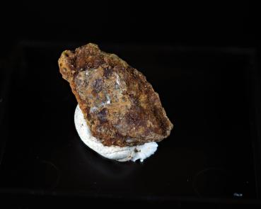 Chukhrovit-​(Ce)